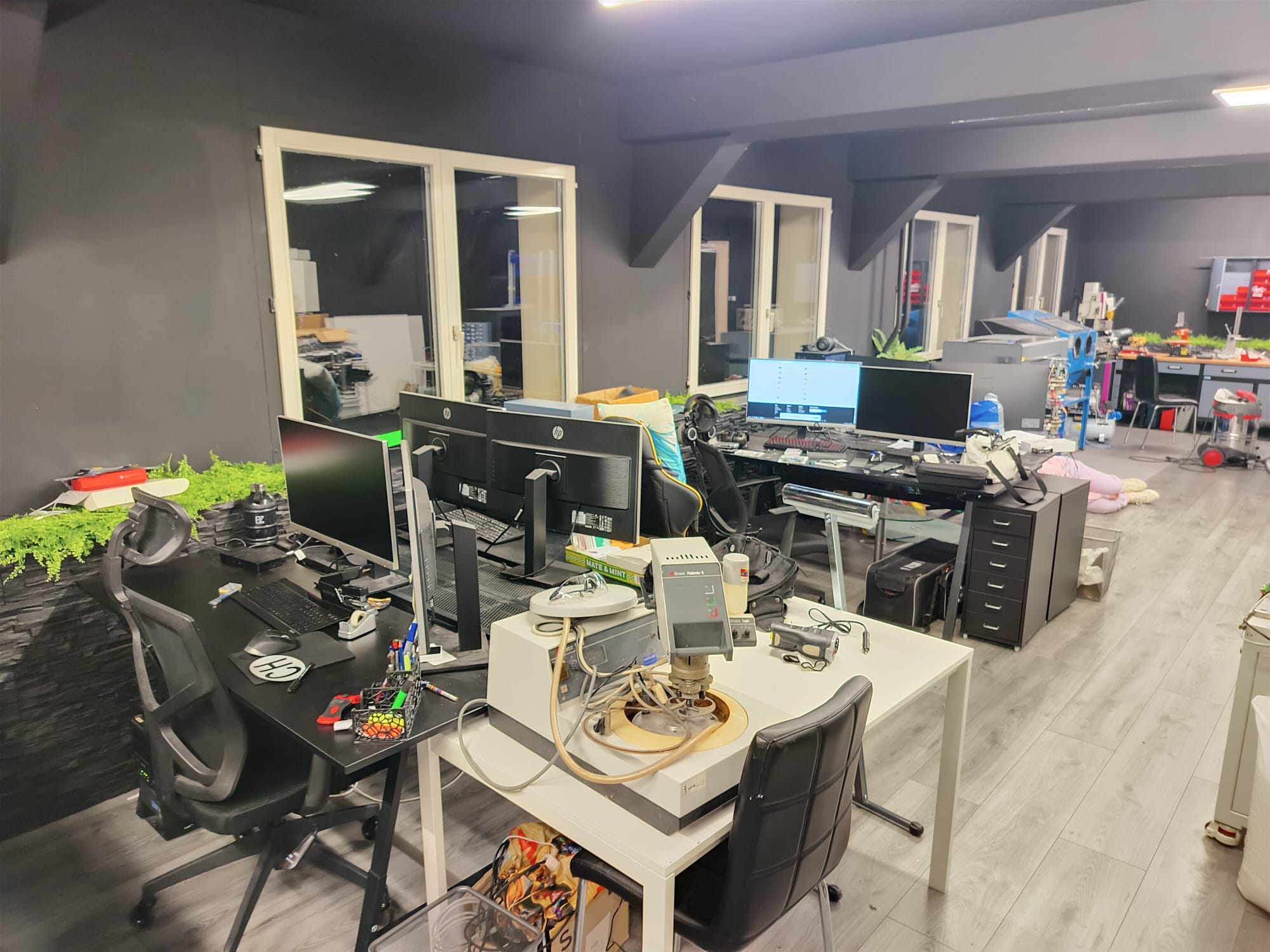 Desks with monitors